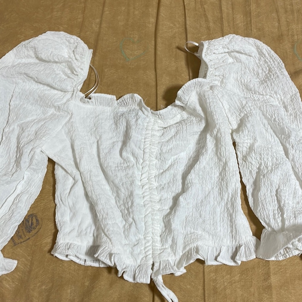 Bershka cropped white blouse long sleeve